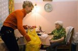 Более тысячи амурских соцработников ухаживают за своими подопечными в режиме полной изоляции
