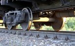 Под колесами грузового поезда в Белогорском районе погибла женщина