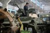 От самолетов до плавающих танков: Бронетанковый ремонтный завод отметил 80-летие