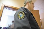 Благовещенца будут судить за взятку приставу в 65 тысяч рублей