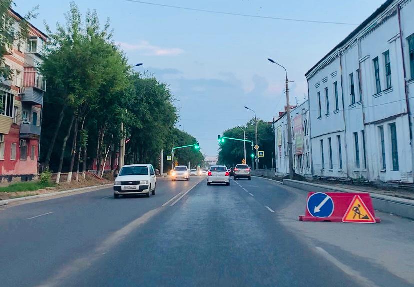 Благовещенске на 10 дней. Перекрёсток Амурская область Благовещенск. Калинина Октябрьская Благовещенск. Перекресток Калинина-Зейская Благовещенск. Благовещенск перекрёсток Калинина Пролетарская.