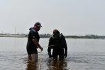 Амурские водолазы прекратили поиски утонувшего при спасении ребенка мужчины