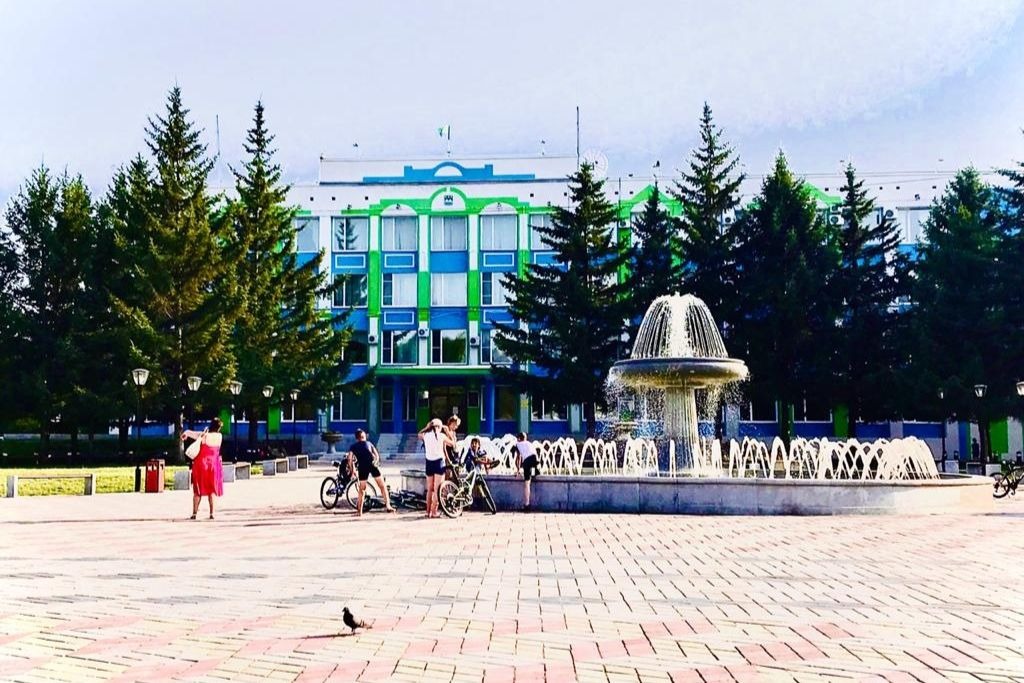 Белогорск амурская область сколько времени сейчас. Белогорск площадь. Белогорск Амурская область площадь. Белогорск Амурская область достопримечательности.