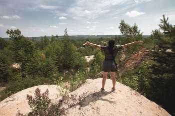 Кедровое озеро и тысяча деревьев: житель Бурейского района создает природный парк