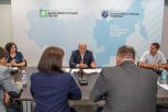 Новые гектары дадут успешным бизнесменам: Мишустин встретился с участниками популярной программы