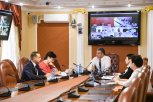 Проблемы амурской медицины обсудили на селекторе с министром здравоохранения РФ