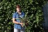 Гогуан и персики из Пояркова: многодетная семья выращивает 40 сортов жимолости, гортензии, шелковицу