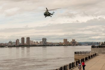 Цветы на Амуре: на середине пограничной реки почтили память павших в годы Второй мировой войны