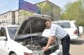 Александру Ефименко пришлось разбирать машину, чтобы откачать водно-бензиновый «коктейль».