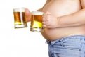 Пиво потихоньку превращает мужчин в женщин.