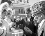 «Ласточек» из Чечни встречали хлебом-солью