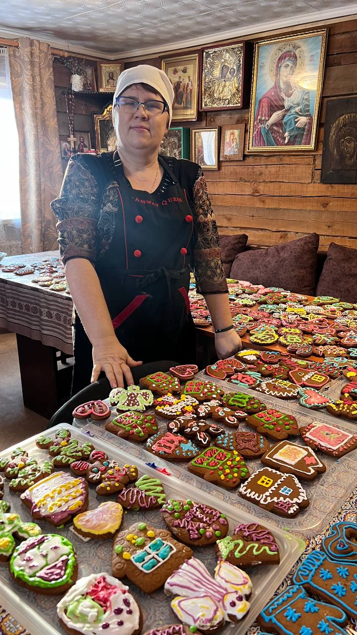 Амурский пряник для бойца:на кухне православного храма в Игнатьеве выпекают  сотни имбирных сладостей — Амурская правда, новости Благовещенска и  Амурской области