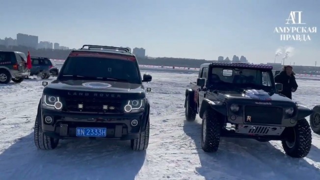 Международные соревнования по автогонкам на границе России и Китая: видеообзор