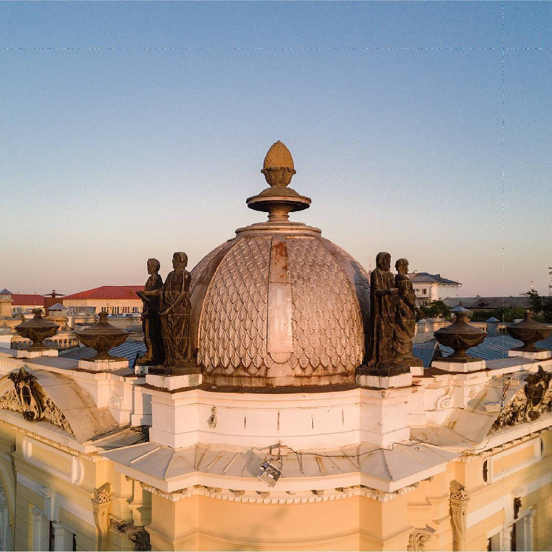 Инстаобзор АП: веселые сосиски, собаки-улыбаки и выпускной миньонов