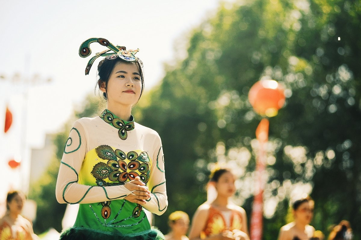 Ярмарка культуры и искусства открылась в Поднебесной (фоторепортаж)