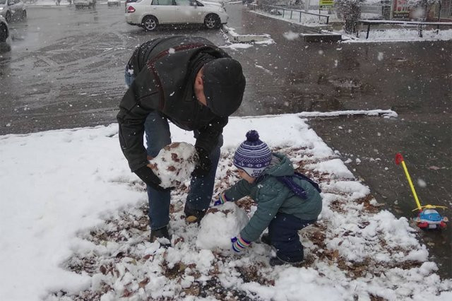 Черно-белое утро: снежный фоторепортаж из снимков амурчан