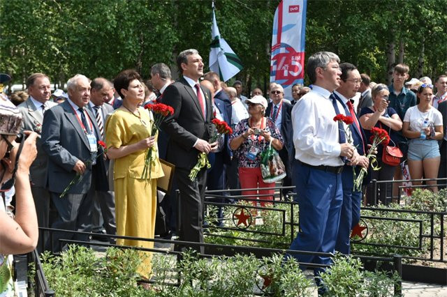 «БАМ и Тында будут развиваться»: Приамурье празднует юбилей Байкало-Амурской магистрали (видео)