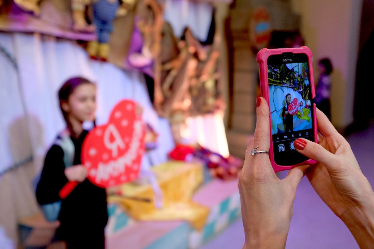 В гостях у сказки: Амурский театр кукол отпраздновал юбилей