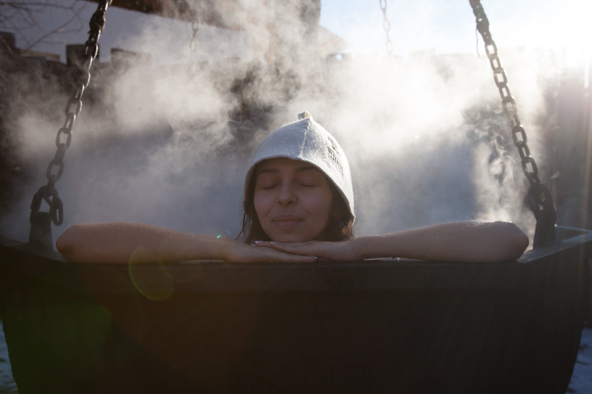 Парение «по-царски»: молодая семья из Белогорья возрождает традиции славянской бани