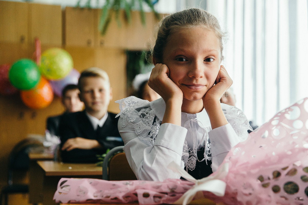 Девочки требуют брюки: «Амурская правда» узнала тенденции школьной моды (фото, инфографика)