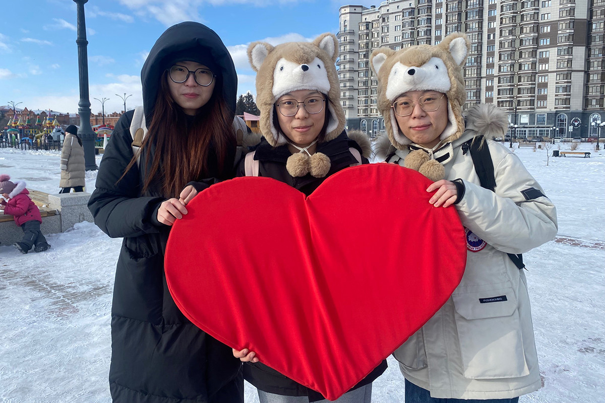 Попробуй нашу любовь: «Амурская правда» устроила на Амуре международное чаепитие в честь 105-летия