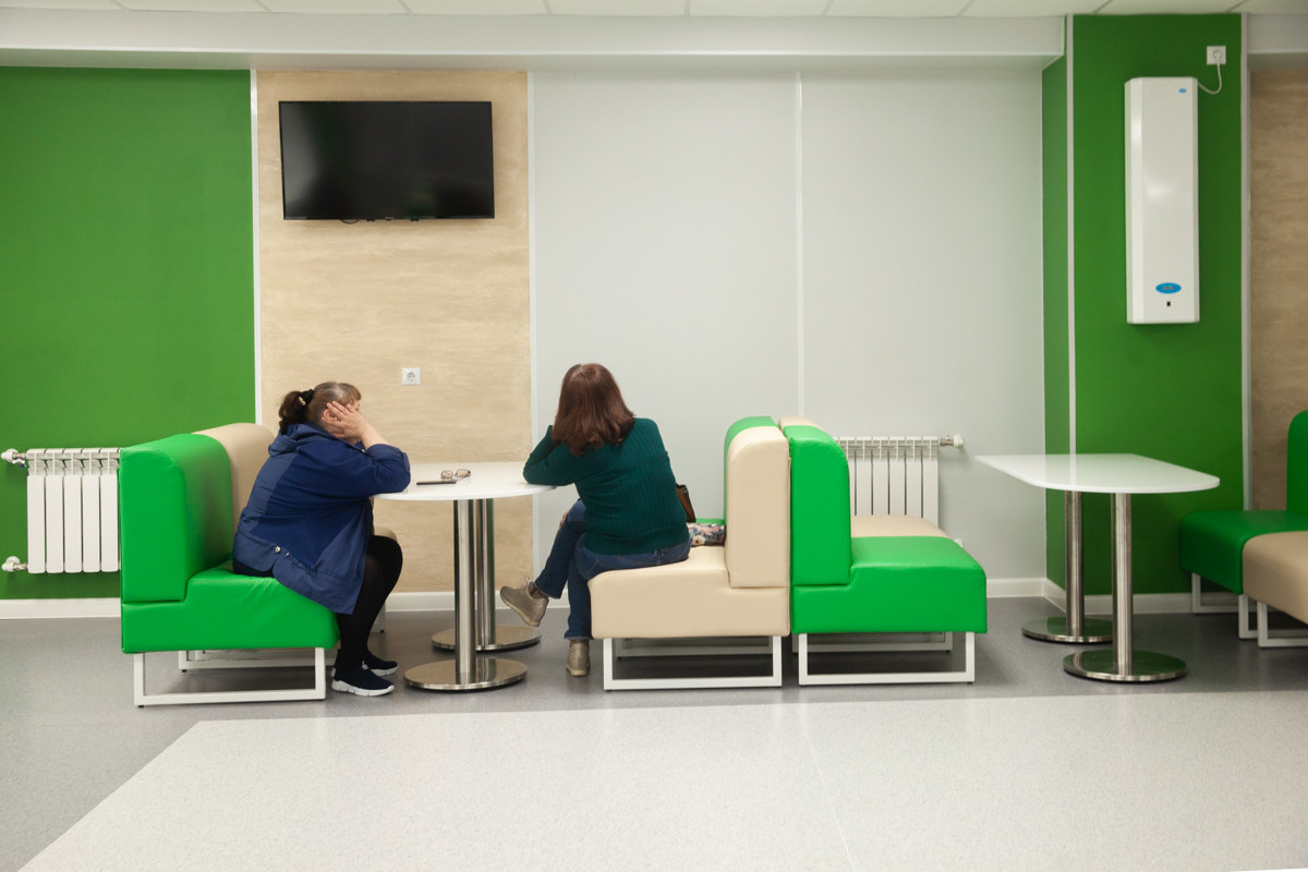 Как в кино: как в Амурской областной больнице проходит историческая реновация