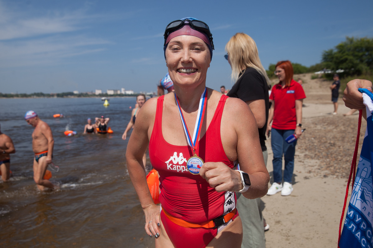 Зея сложнее Амура: как в Благовещенске проходил международный заплыв «Дружба»