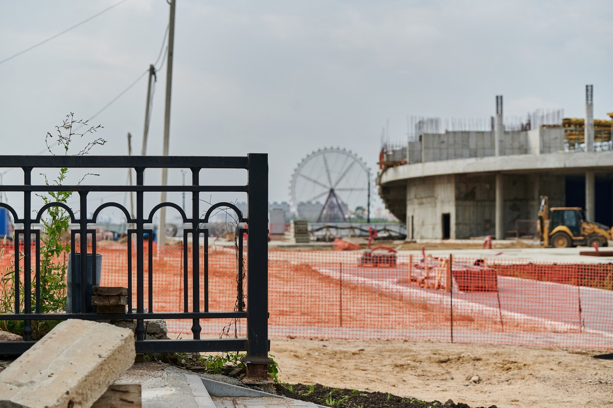 Новый фонтан в Благовещенске сможет показывать фильмы и танцевать