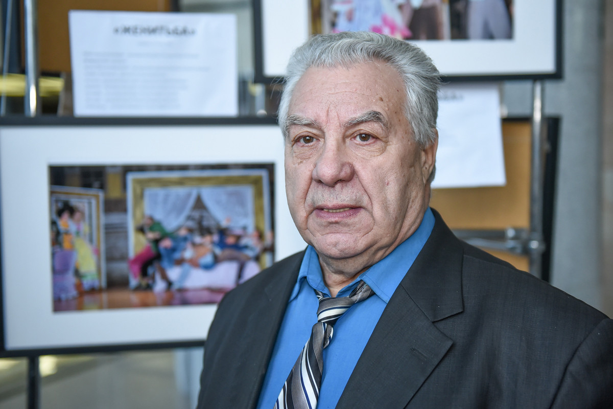 Из фрезеровщика в фотографы: Виктор Акименко 25 лет снимает жизнь амурского театра