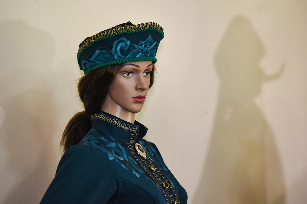 Выстрелы, Блок и танцы со зрителями: как Амурский театр драмы отметил 140-летний юбилей