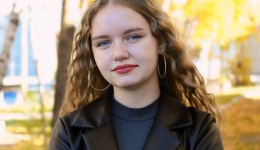 «У меня была истерика от счастья»: трехкратная стобалльница из Приамурья о подготовке к ЕГЭ