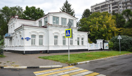 ​Не проходите мимо, или 10 поводов сходить в Дом Котельникова