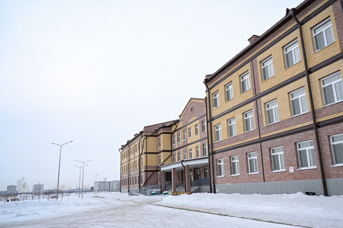 Кафе, теплицы и швейный цех: как выглядит самая современная сельская школа Амурской области (фото)