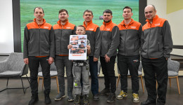 «КАМАЗ» и «УРАЛ» рулят: экипажи легендарных команд рассказали о приключениях по пути в Благовещенск