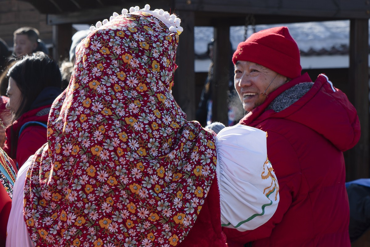 «Вода чудесная»: на «ЗимФесте» в Благовещенске впервые встретились на Зее моржи из России и Китая