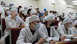 Василий Орлов поручил минздраву Приамурья определить потребность в квартирах для врачей