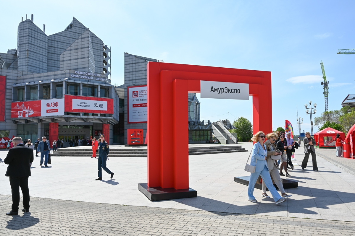 От носков космонавта до бивней мамонта: чем удивил «АмурЭкспо» в Благовещенске в этом году