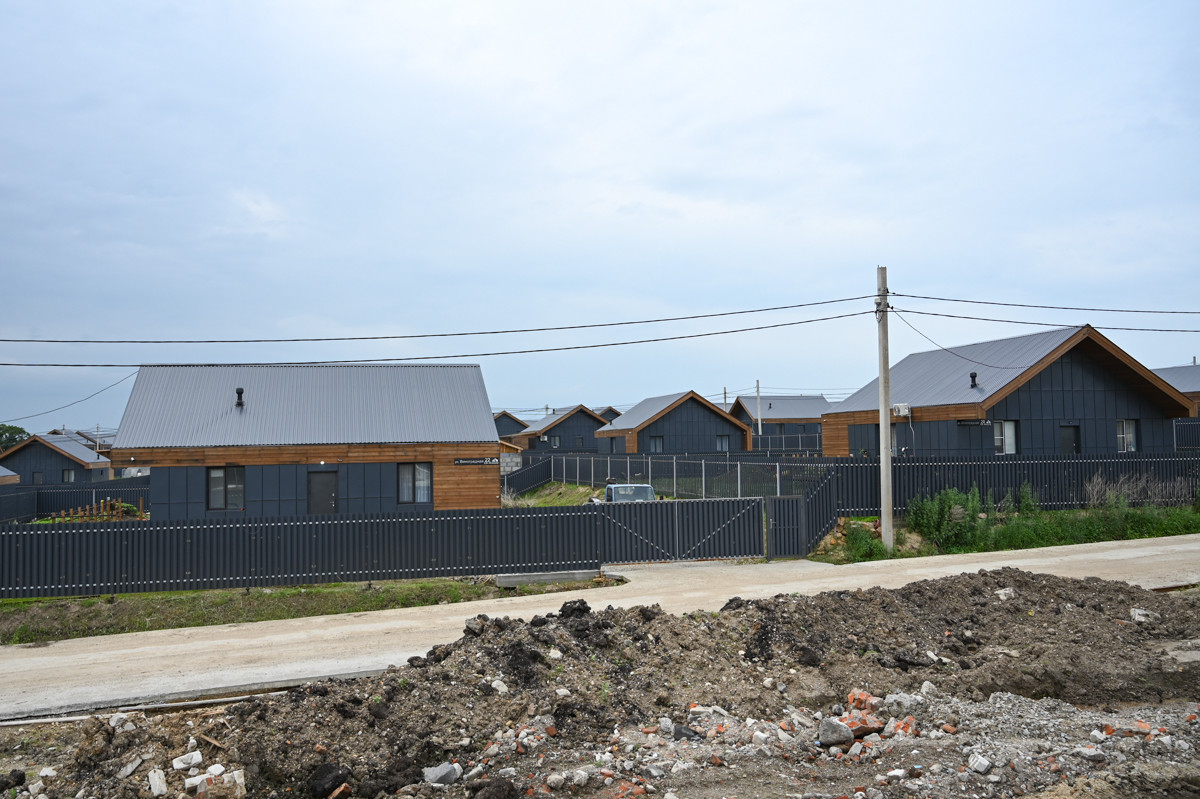 Почему покупатели коттеджей уезжают подальше от Благовещенска, а Чигири теряют популярность