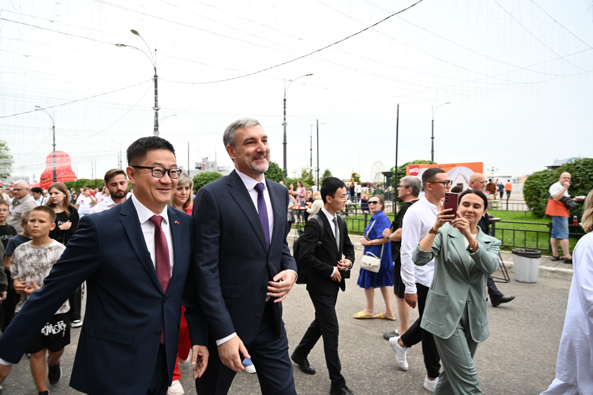 Благовещенск пошел на рекорды: 120 тысяч гостей и рекорд России по лепке пельменей