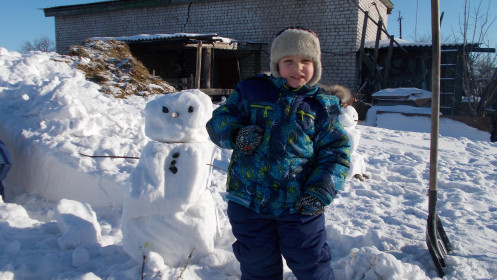 Ура! Я сам сделал снеговика!