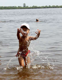 Ксюша в брызгах.