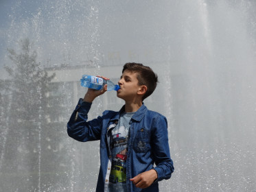 Утоляем жажду.