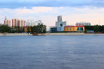 Так близко.