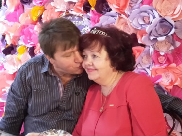 Мы вечная нежность друг друга...