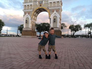 Триумфальная арка площадь Победы.