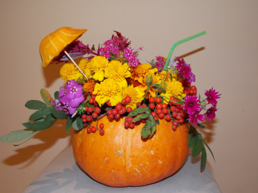 Цветочно-ягодный коктейль