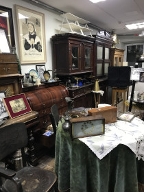 Мой подвальчик: винтажные вещи