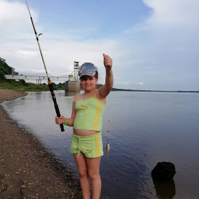 Ловись рыбка большая и маленькая