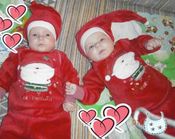 Много Санта Клауса  не бывает!