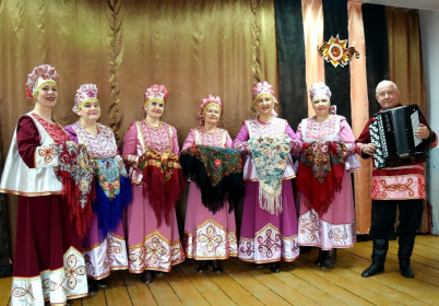 Народное творчество в лицах